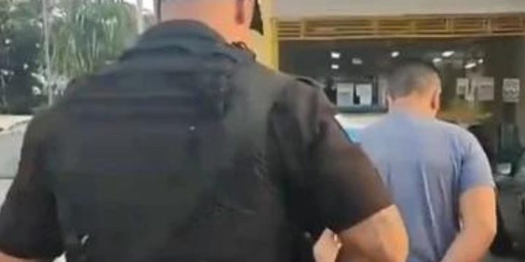 Nove foragidos são presos tentando fazer concurso da Polícia Militar