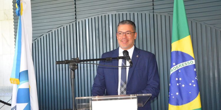 Conselheiro do TCE-AM participa do lançamento da Agenda Legislativa 2024 da Atricon
