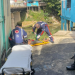 Desesperado, suposto assaltante tenta fugir da população e cai de ponte em Manaus