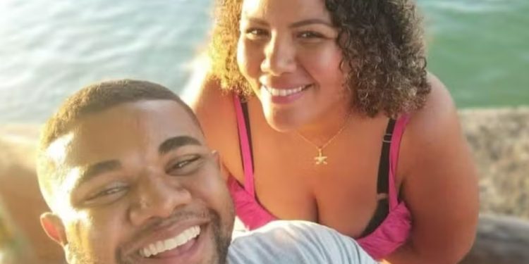 Após rebaixar Mani de esposa à namorada, Davi se arrepende: ‘eu te amo’