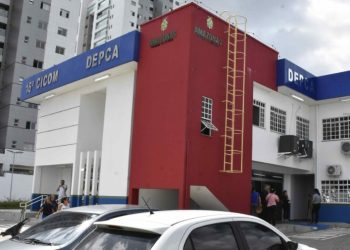 Homem é preso após convencer menina de 12 anos a morar com ele em Manaus