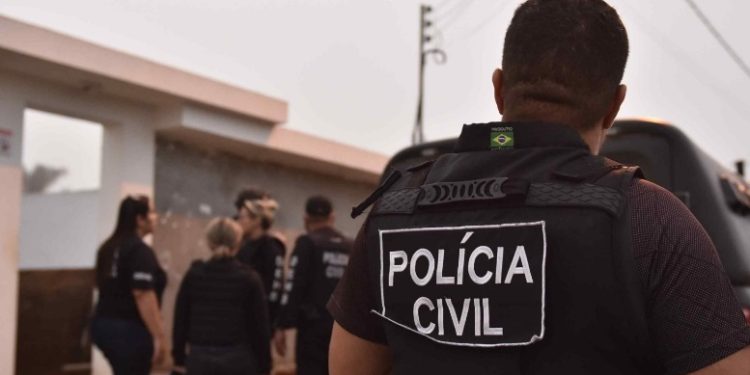 Seis pessoas de família amazonense são presas usando aviãozinhos para traficar