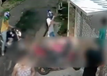 Vídeo mostra dupla surpreendendo e assaltando lanchonete na Redenção; veja