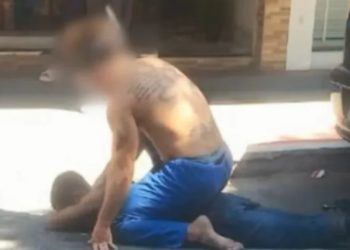 Vídeo: lutador de MMA aplica mata-leão e imobiliza bandido