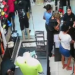 Vídeo: Loja no Centro de Manaus tem prejuízo de R$ 1,5 mil após quadrilha furtar ‘só na manha’
