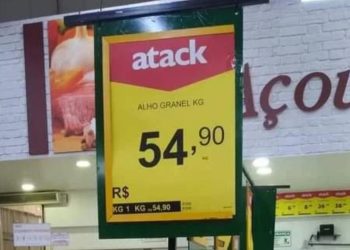 Supermercado Atack vende alho por R$ 54,90 em Manaus e população reage: "faz o L"