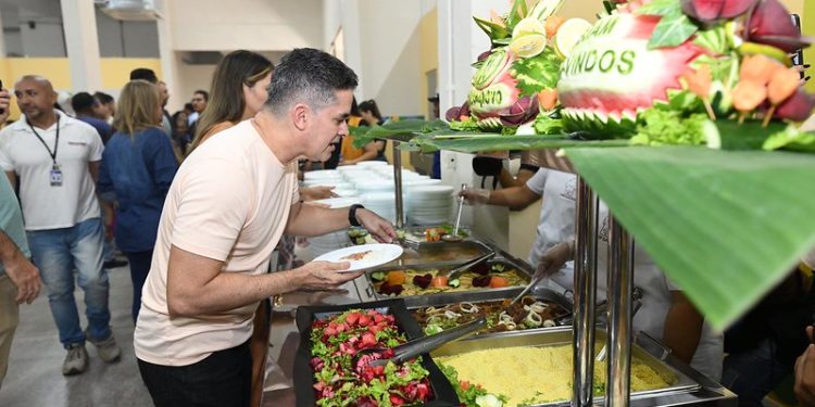 Prefeitura de Manaus inaugura unidade do ‘Prato do Povo’ no bairro Armando Mendes