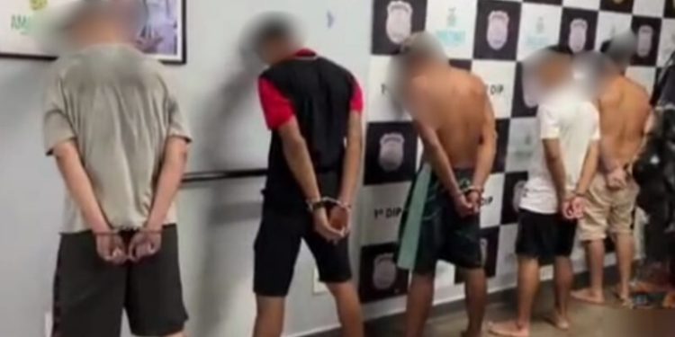 “Mula” do tráfico vai na casa dos comparsas em Manaus, mas leva a PM junto