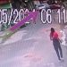 Vídeo: jovem percebe que vai ser assaltada e se esconde na rua no Lírio do Vale