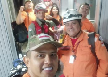 Vídeo: bombeiros do Amazonas se destacam em salvamento nas enchentes do Sul