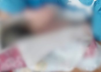 Homem é preso em Manaus tentando abandonar o filho recém-nascido na delegacia