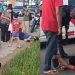 Vídeo: motoqueiro geme de dor após fraturar braço em acidente no Tarumã