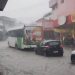 Vídeo: temporal transforma ruas de Manaus em igarapés