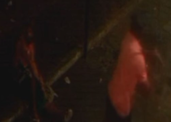 Vídeo: Homem filmado levando terçadada na cabeça durante briga em Manaus morre no hospital