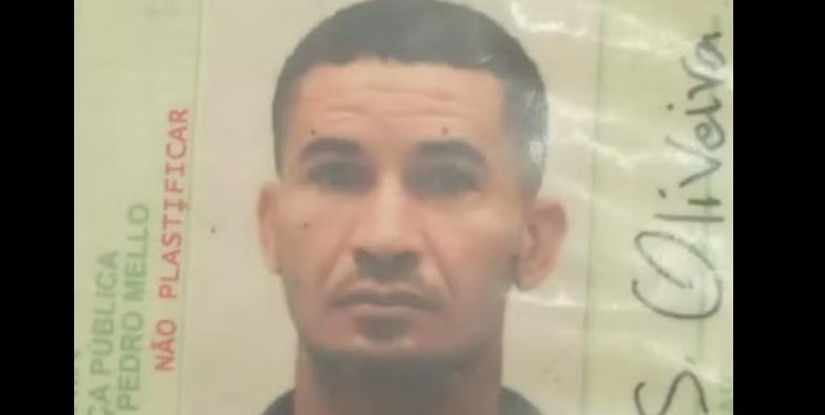 Vizinhos escutam tiros e PM encontra motoby morto dentro de casa