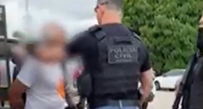 Professor e pastor são presos por est*pr0 de cr1anças em Manaus