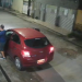 Vídeo mostra criminosos levando carro de família que chegava em casa em Manaus; veja