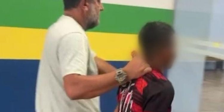 Flamenguista se empolga, veste a 10 de Gabigol e mata rival a facadas no Amazonas 