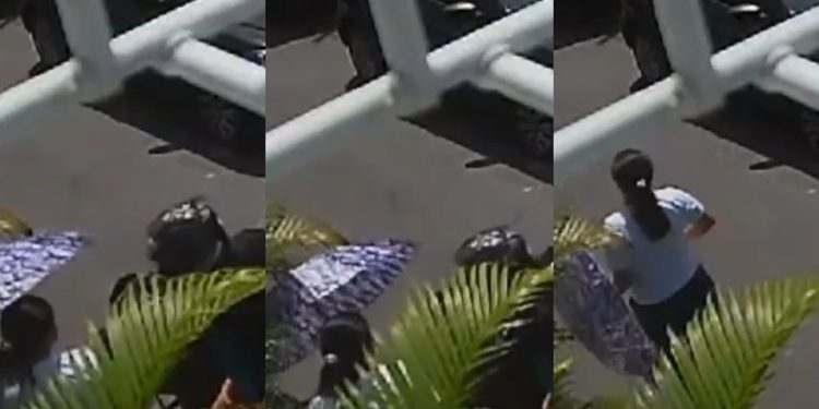 Veja momento em que mulher é assaltada por motoqueiro em Manaus