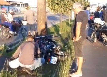 Vídeo: motociclista fica gravemente ferido após acertar poste em Manaus