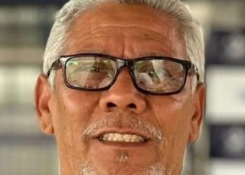 Professor é queimado até a morte, vítima de quatro bandidos