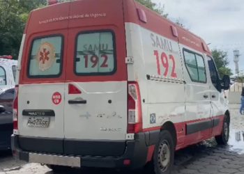 Segura teu chifre: Homem pega a esposa ‘pulando a cerca’ com o amigo dele em Manaus