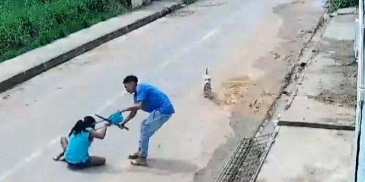Vídeo: bandido ameaça matar mulher com filho no colo em Tefé