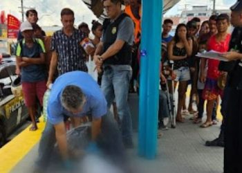 Vídeo forte: mãe reconhece corpo do filho morto na plataforma da Grande Circular