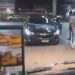 Clientes de supermercado saem correndo após carro invadir e destruir parte do estabelecimento; vídeo