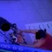 Mãe flagra babá agredindo seus dois filhos de 8 meses e 2 anos; vídeo