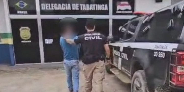 Tio que oferecia dinheiro para ter relações com a sobrinha de 13 anos é preso no AM