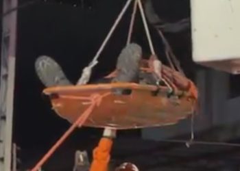 Soldador encosta em fio de alta tensão e quase morre em Manaus