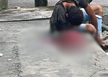 Vídeo agoniante mostra jovem acusado de roubo com os dedos decepados na Cidade Nova
