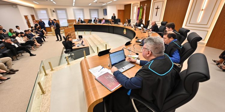 TCE-AM multa ex-prefeito e atual gestor de São Paulo de Olivença por negligência com a Defesa Civil
