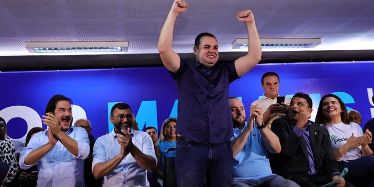 Nova pesquisa mostra Roberto Cidade em terceira posição e ultrapassando Alberto Neto