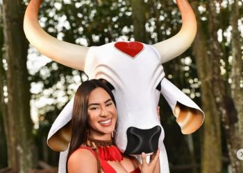 Isabelle explica ligação do Garantido com São João e dá aula de cultura: ‘é noite de celebrar’