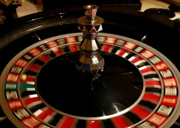 Senado aprova projeto de lei que libera cassino e bingo no país, com bônus para o Amazonas