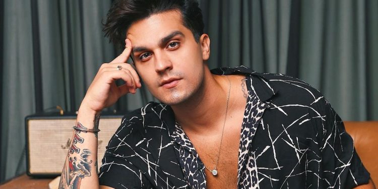 Urgente: Luan Santana cancela show ao sofrer mal súbito e é transferido de helicóptero