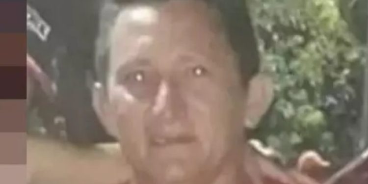Pai mata o genro que batia na filha dele e ainda tora o membro dele na rua