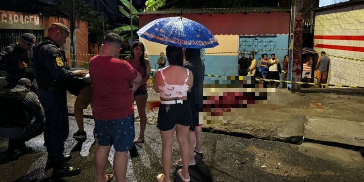 ‘Sopa’, flanelinha do conjunto Vieiralves é executado a tiros por dupla em Manaus