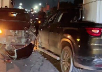 Dois carros colidem na BR-174 após tentativa de ultrapassagem mal sucedida