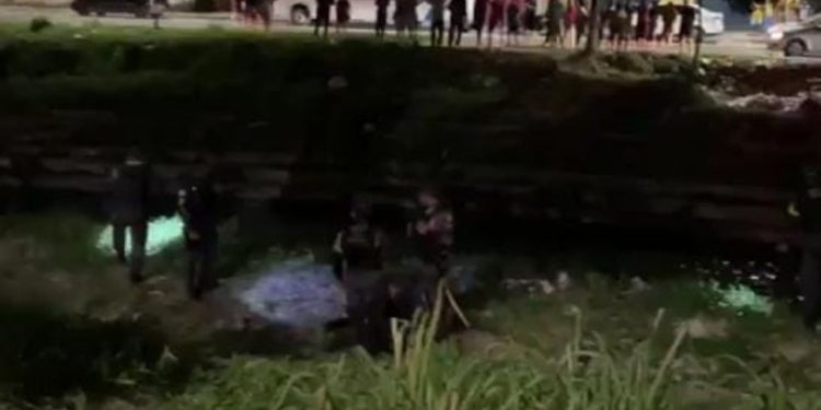 Assaltante fica no ‘bico do urubu’ após sessão de ‘carinho’ da população no Igarapé do Passarinho
