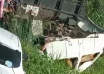 Vídeo mostra acidente que matou motorista de caminhão esmagado em Manaus