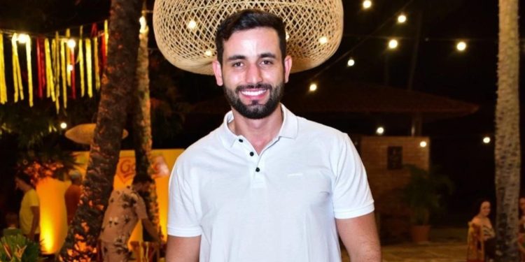 TV Globo coloca Matteus para fazer parte da transmissão do Festival de Parintins