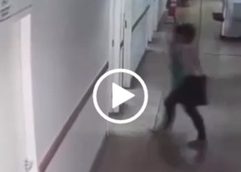 Câmera filma senhora que se passou por paciente para roubar celular de médica em UPA do Novo Aleixo