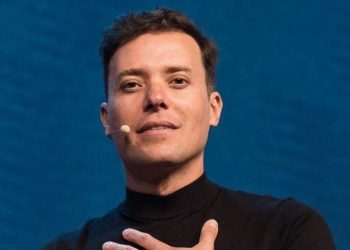 VÍDEO: Pastor André Valadão gera polêmica ao dizer que ‘Deus mataria gays e perdoaria estupradores’