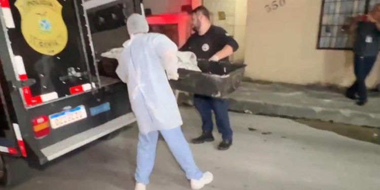 Idosa é encontrada pelos vizinhos apodrecendo dentro de casa no Coroado