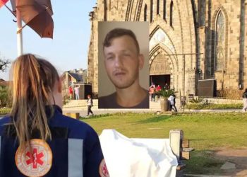 Vídeo mostra homem sendo assassinado a tiros em posto turístico