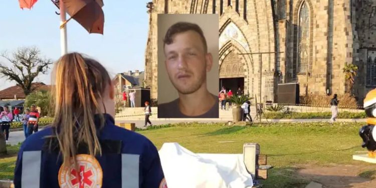 Vídeo mostra homem sendo assassinado a tiros em posto turístico