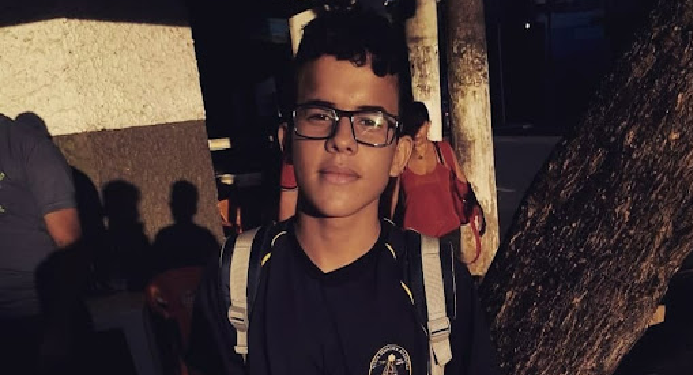 Começa hoje julgamento de PMs que forjaram provas em homicídio de jovem de 15 anos em Manaus